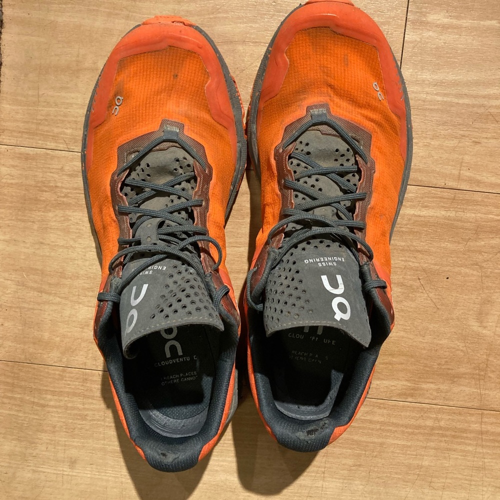 On Cloud Cloudventure women’s 8.5